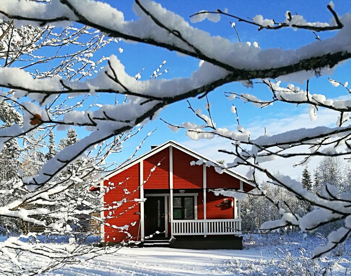 Vila Seita Moekki, Aekaeslompolo Exteriér fotografie